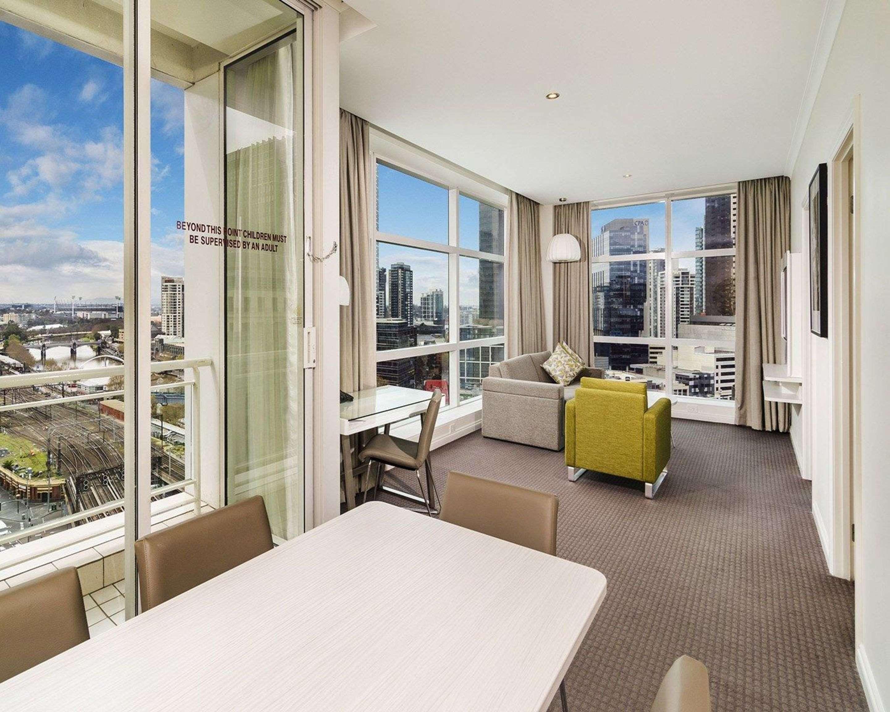 Clarion Suites Gateway Melbourne Exterior foto